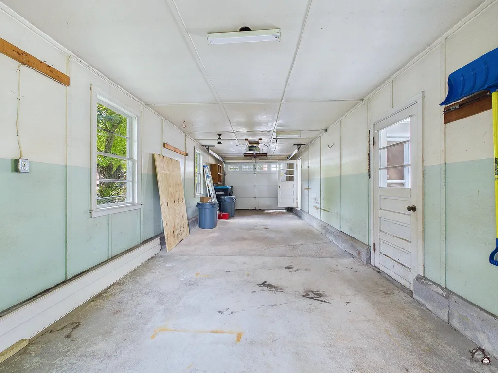 18 Fairview Court Auburn ME 04210