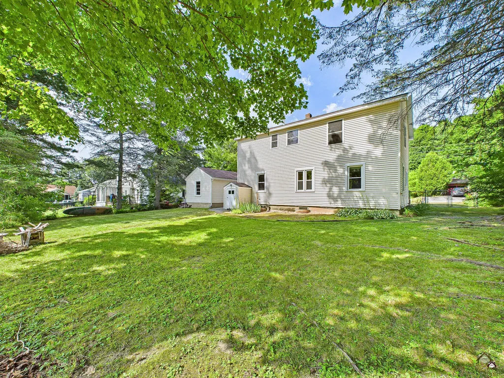 18 Fairview Court Auburn ME 04210