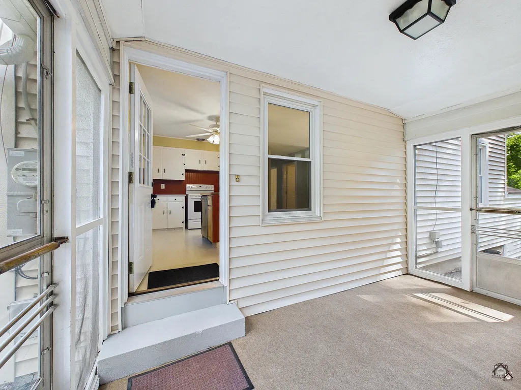 18 Fairview Court Auburn ME 04210