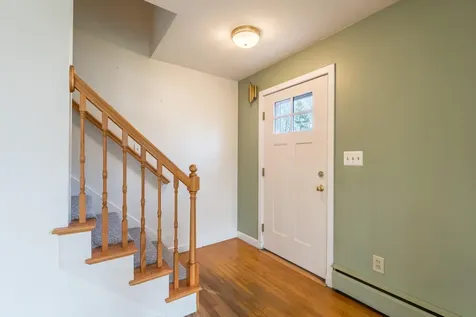 18 Fairview Court Auburn ME 04210
