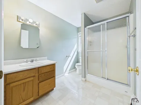 18 Fairview Court Auburn ME 04210