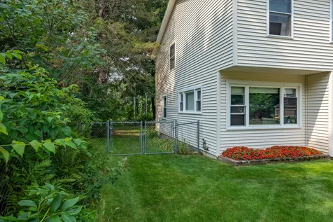 18 Fairview Court Auburn ME 04210
