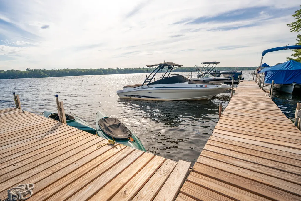 38 Lakeside Drive Falmouth ME 04105