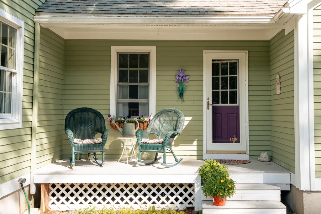 38 Lakeside Drive Falmouth ME 04105