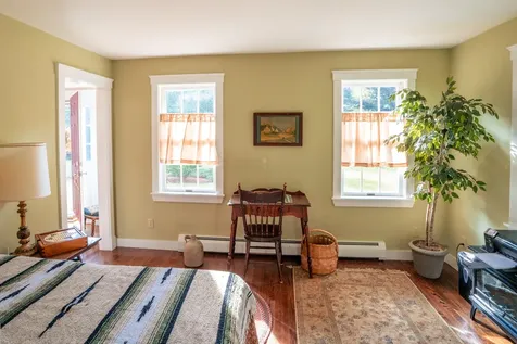 38 Lakeside Drive Falmouth ME 04105