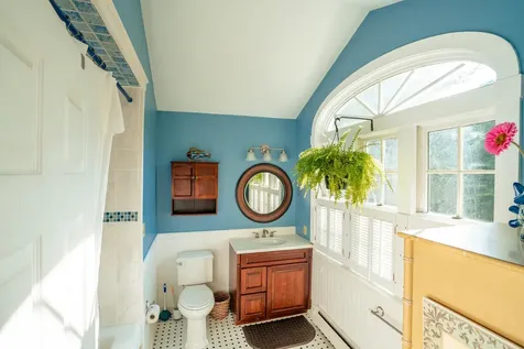 38 Lakeside Drive Falmouth ME 04105