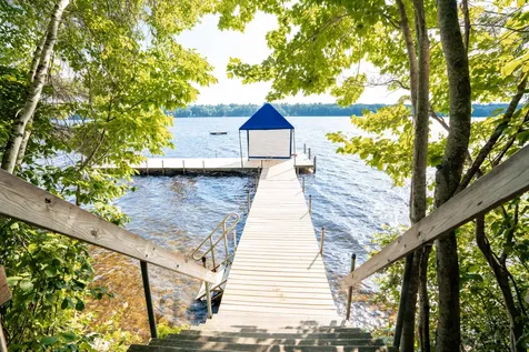 38 Lakeside Drive Falmouth ME 04105