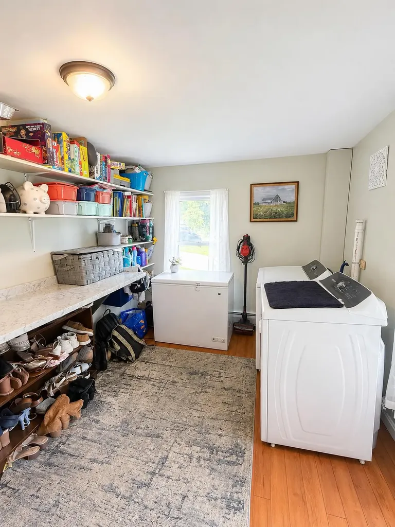 1211 N Main Street Winterport ME 04496