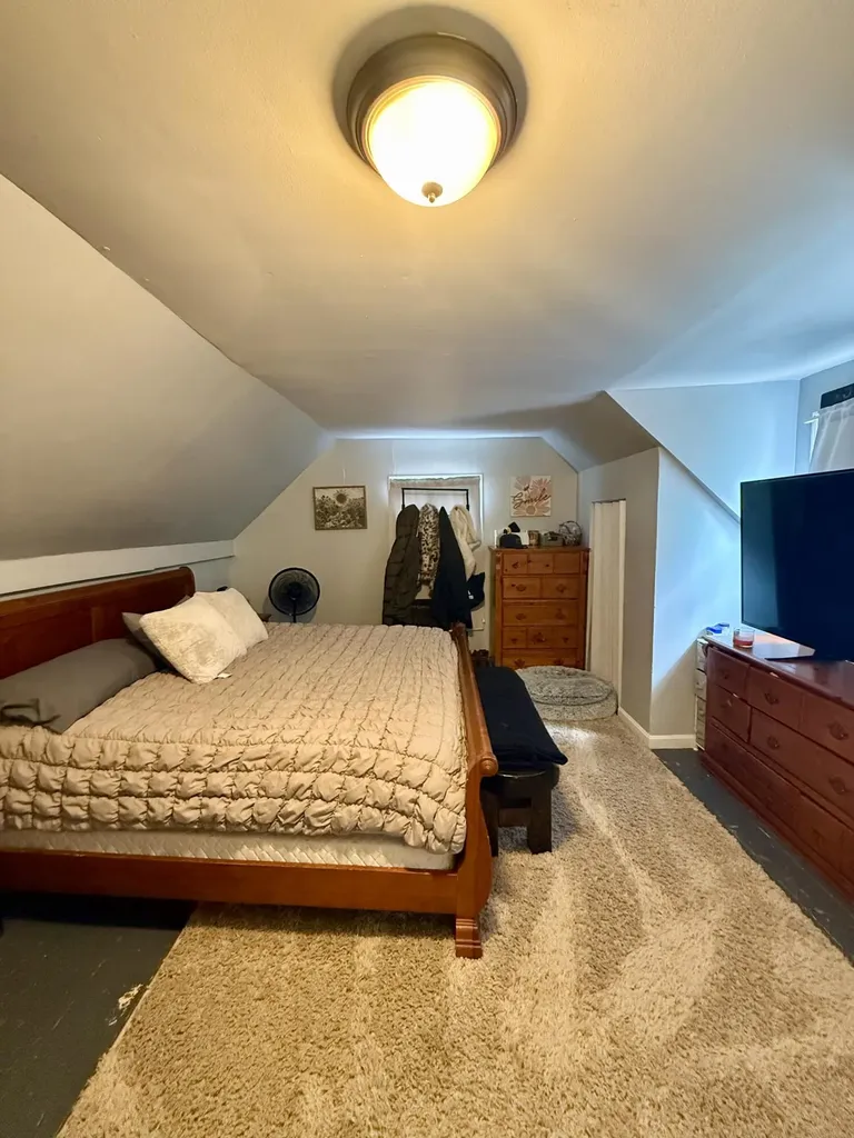 1211 N Main Street Winterport ME 04496