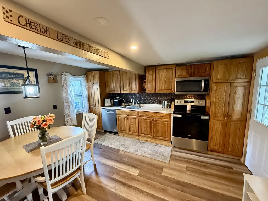 1211 N Main Street Winterport ME 04496