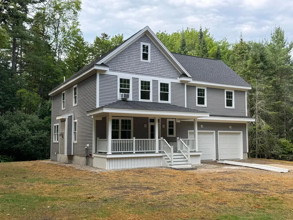62 Sisquisic Trail Yarmouth ME 04096