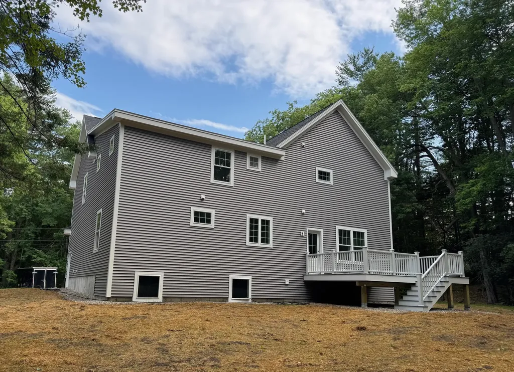 62 Sisquisic Trail Yarmouth ME 04096