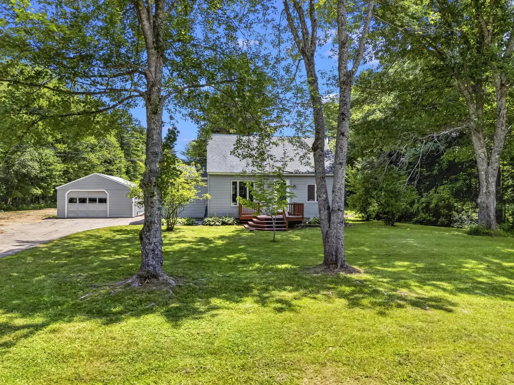 505 Foreside Road Topsham ME 04086