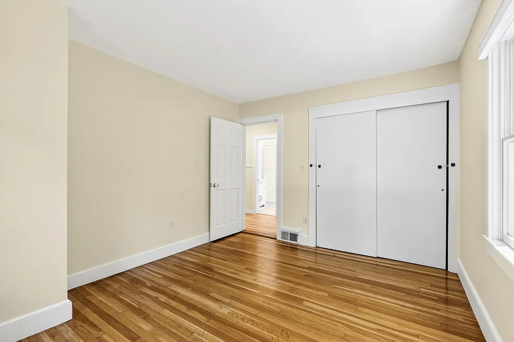 505 Foreside Road Topsham ME 04086