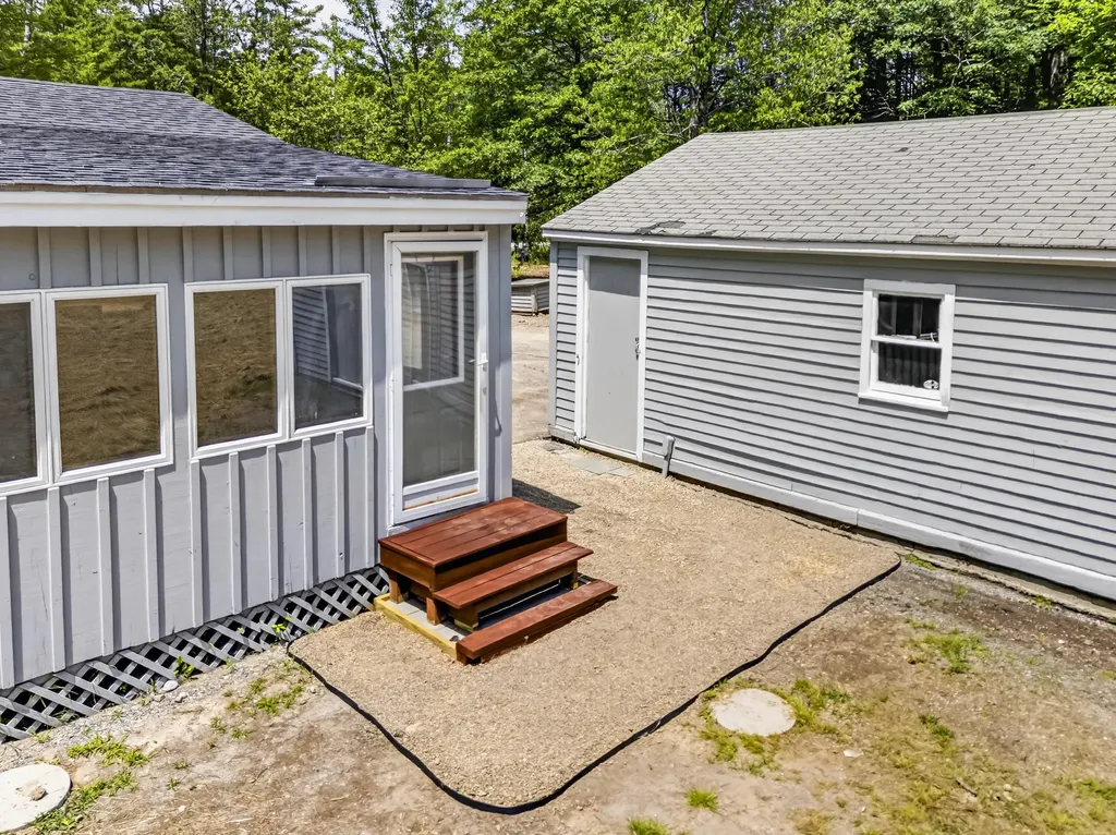 505 Foreside Road Topsham ME 04086