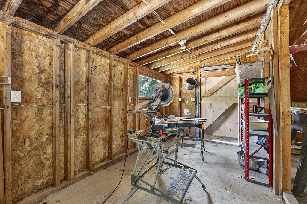 505 Foreside Road Topsham ME 04086