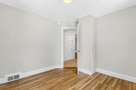 505 Foreside Road Topsham ME 04086