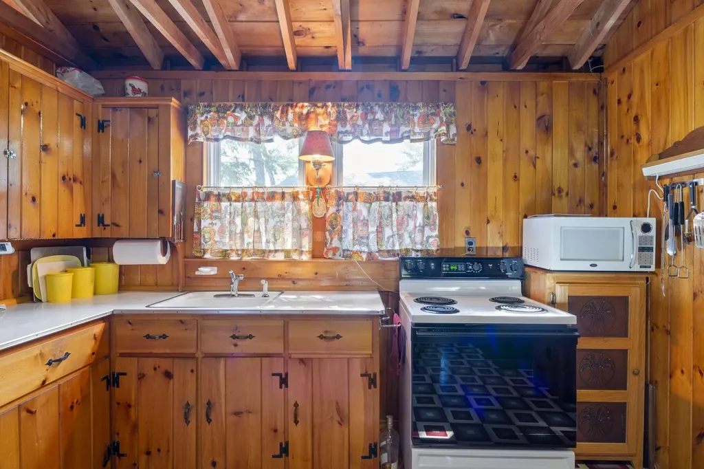 226 34th Street Acton ME 04001