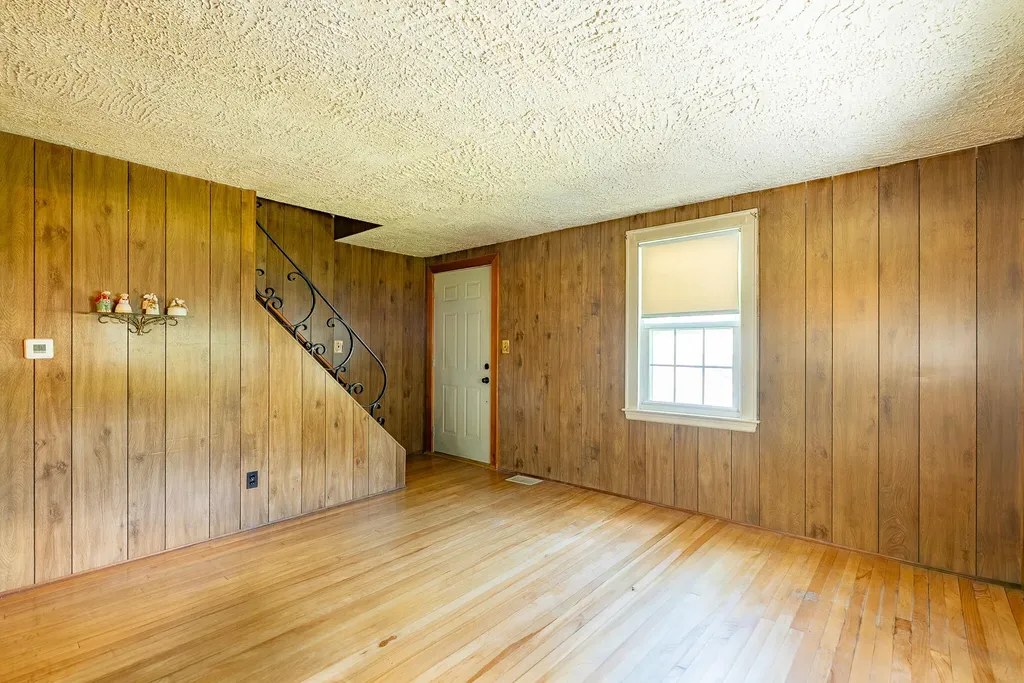 38 Bonnybriar Road South Portland ME 04106