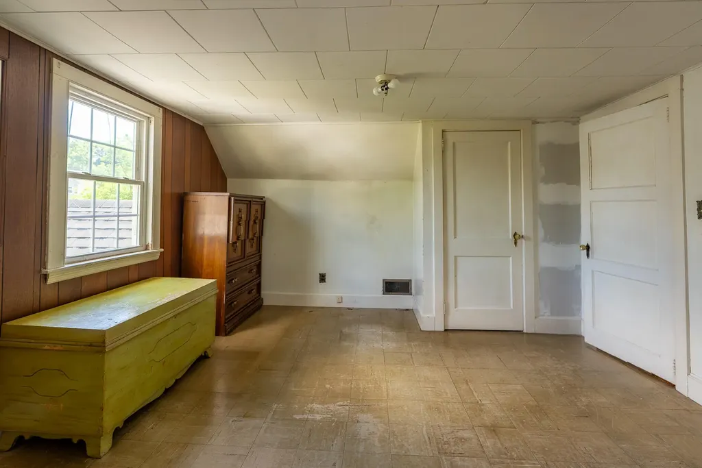38 Bonnybriar Road South Portland ME 04106