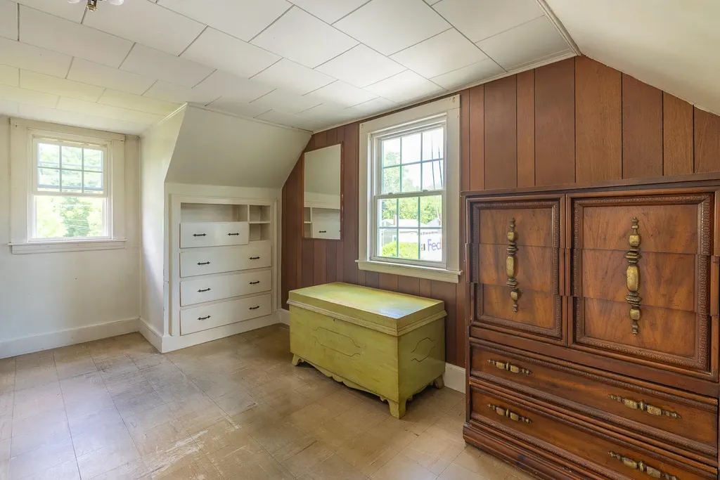 38 Bonnybriar Road South Portland ME 04106