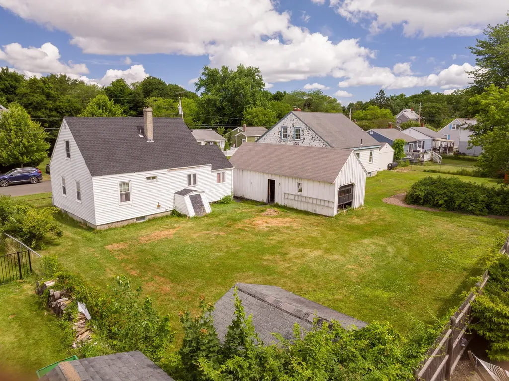 38 Bonnybriar Road South Portland ME 04106