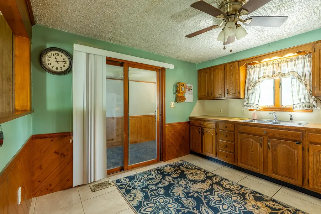 38 Bonnybriar Road South Portland ME 04106
