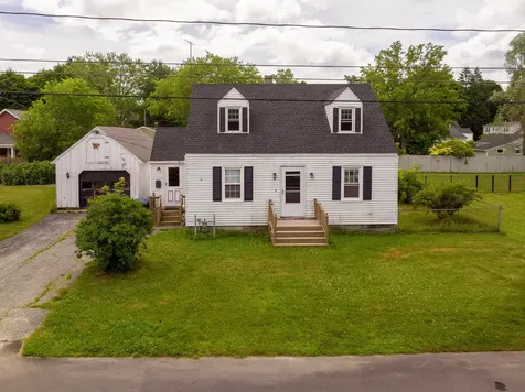 38 Bonnybriar Road South Portland ME 04106