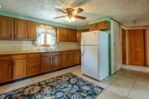 38 Bonnybriar Road South Portland ME 04106