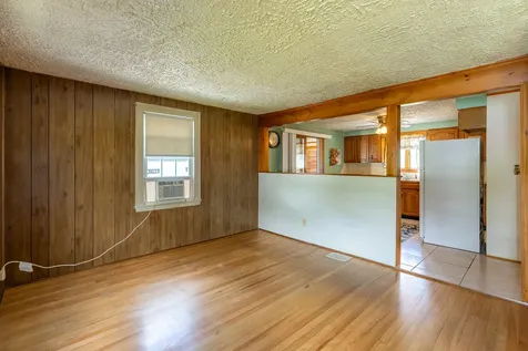 38 Bonnybriar Road South Portland ME 04106