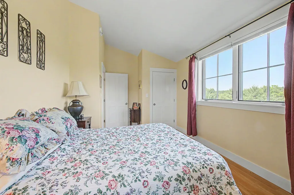 156 Barstow Road Gorham ME 04038