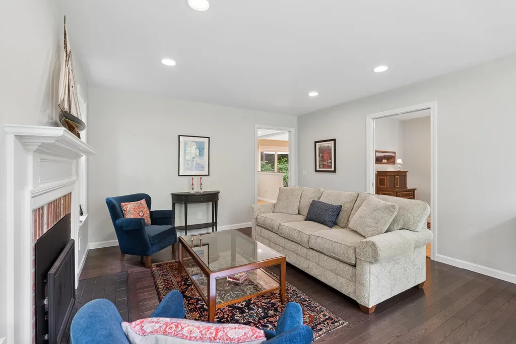25 Sumac Drive Brunswick ME 04011
