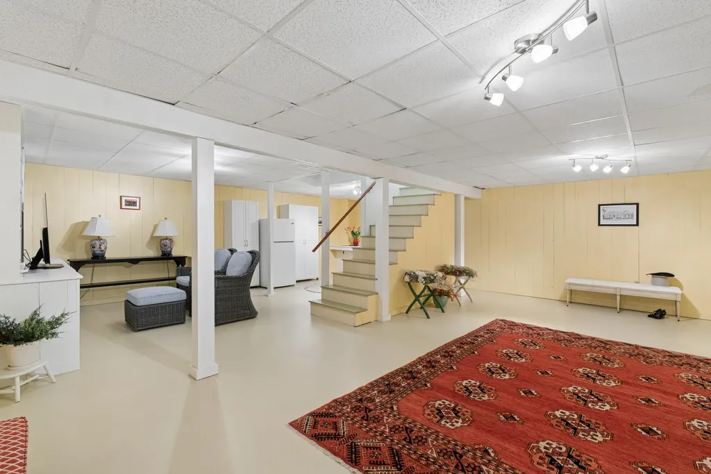 25 Sumac Drive Brunswick ME 04011