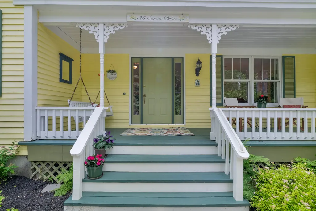 25 Sumac Drive Brunswick ME 04011