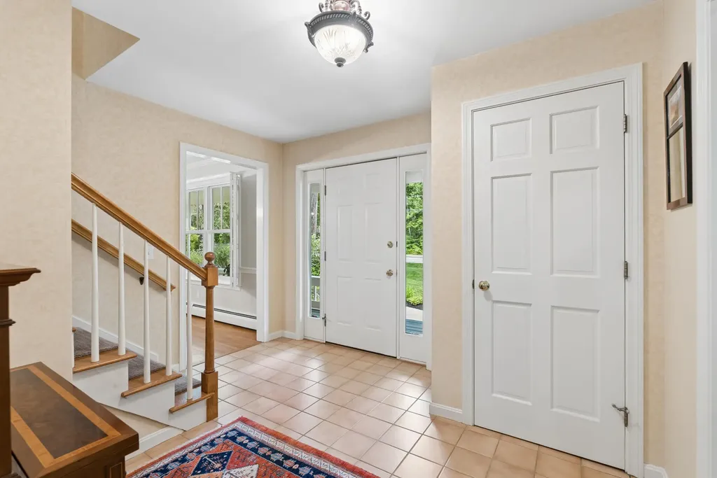 25 Sumac Drive Brunswick ME 04011