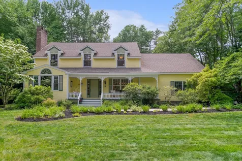 25 Sumac Drive Brunswick ME 04011