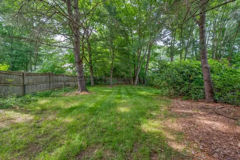 25 Sumac Drive Brunswick ME 04011