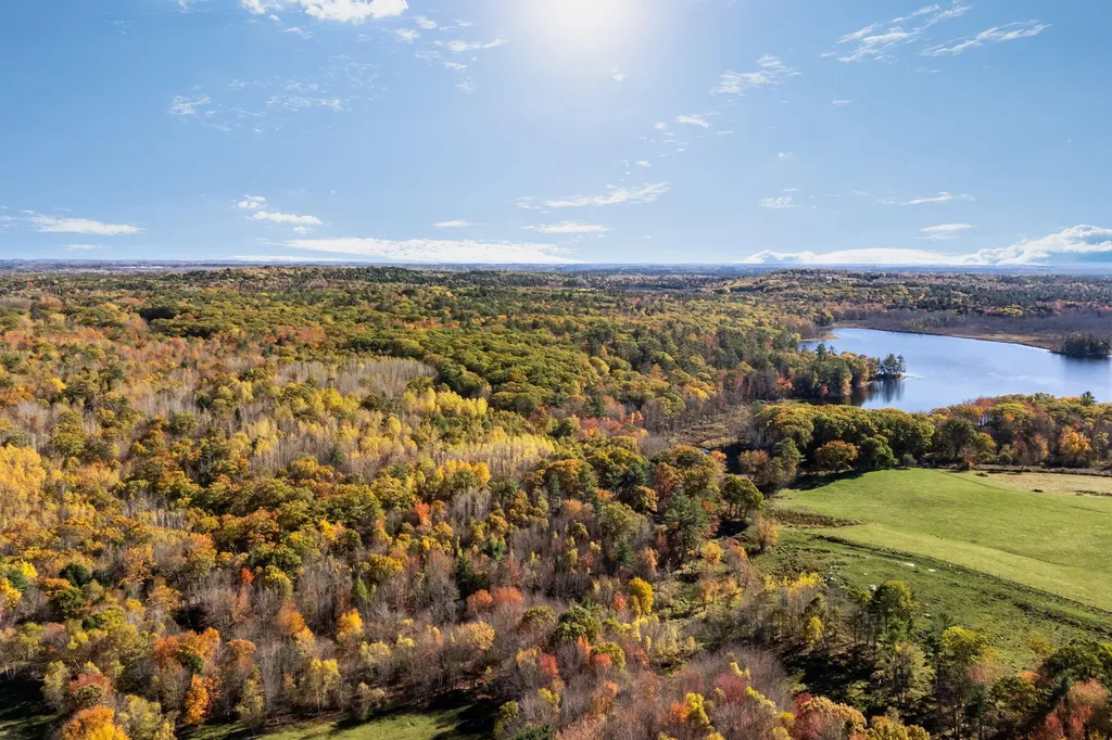 895 Finntown Road Warren ME 04864