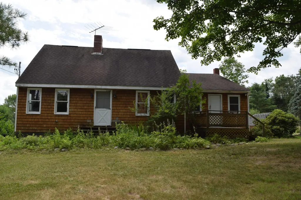 870 Alexander Reed Road Richmond ME 04357