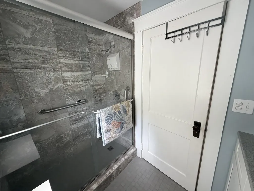2 Pleasant Court Houlton ME 04730