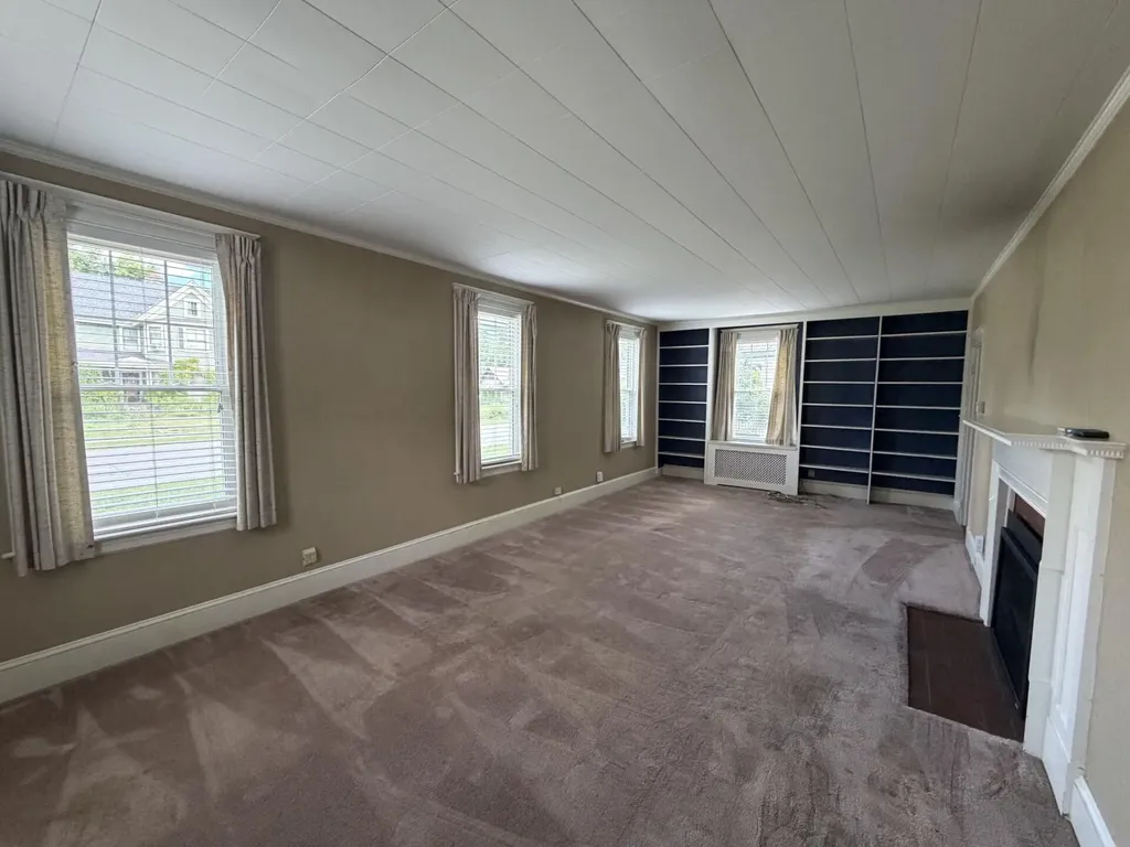 2 Pleasant Court Houlton ME 04730