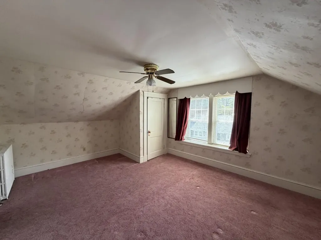 2 Pleasant Court Houlton ME 04730