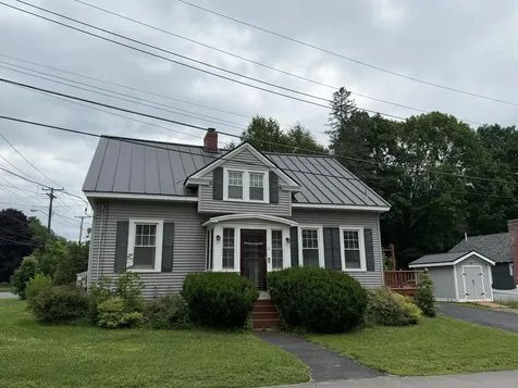 2 Pleasant Court Houlton ME 04730