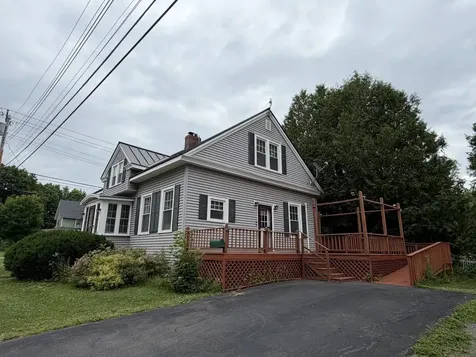 2 Pleasant Court Houlton ME 04730