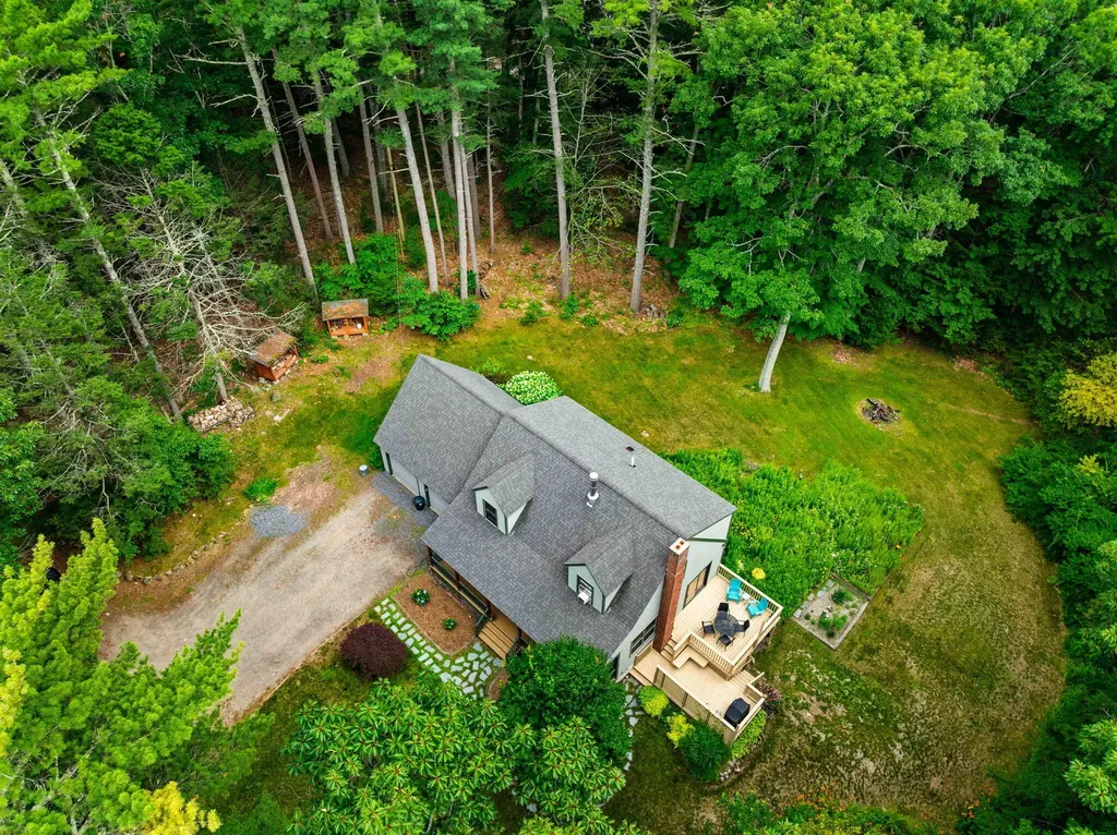 170 Josiah Norton Road York ME 03902