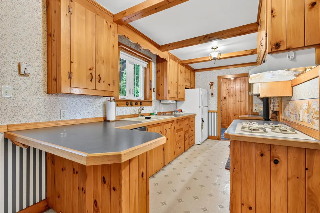902 Long Plains Road Buxton ME 04093