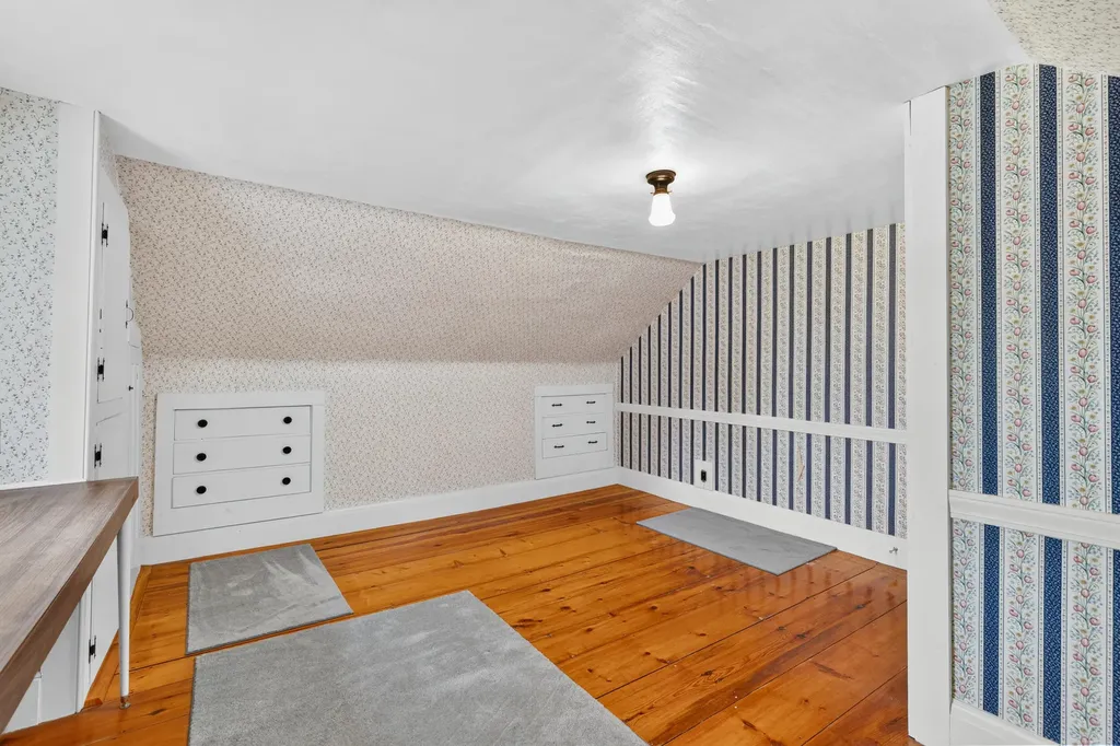 902 Long Plains Road Buxton ME 04093