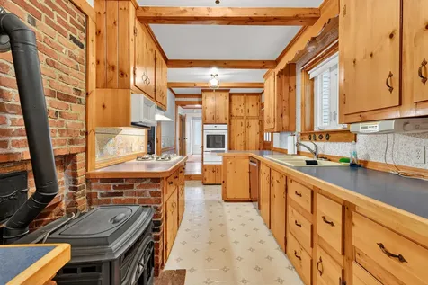 902 Long Plains Road Buxton ME 04093