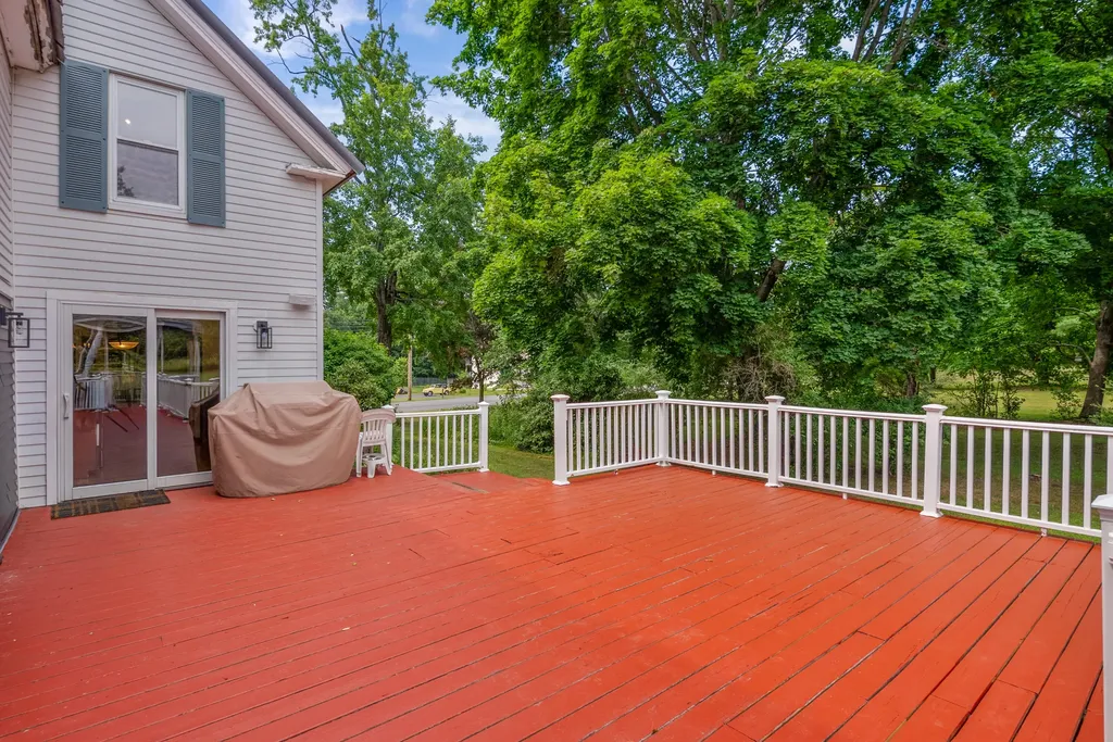125 Main Street Lisbon ME 04252