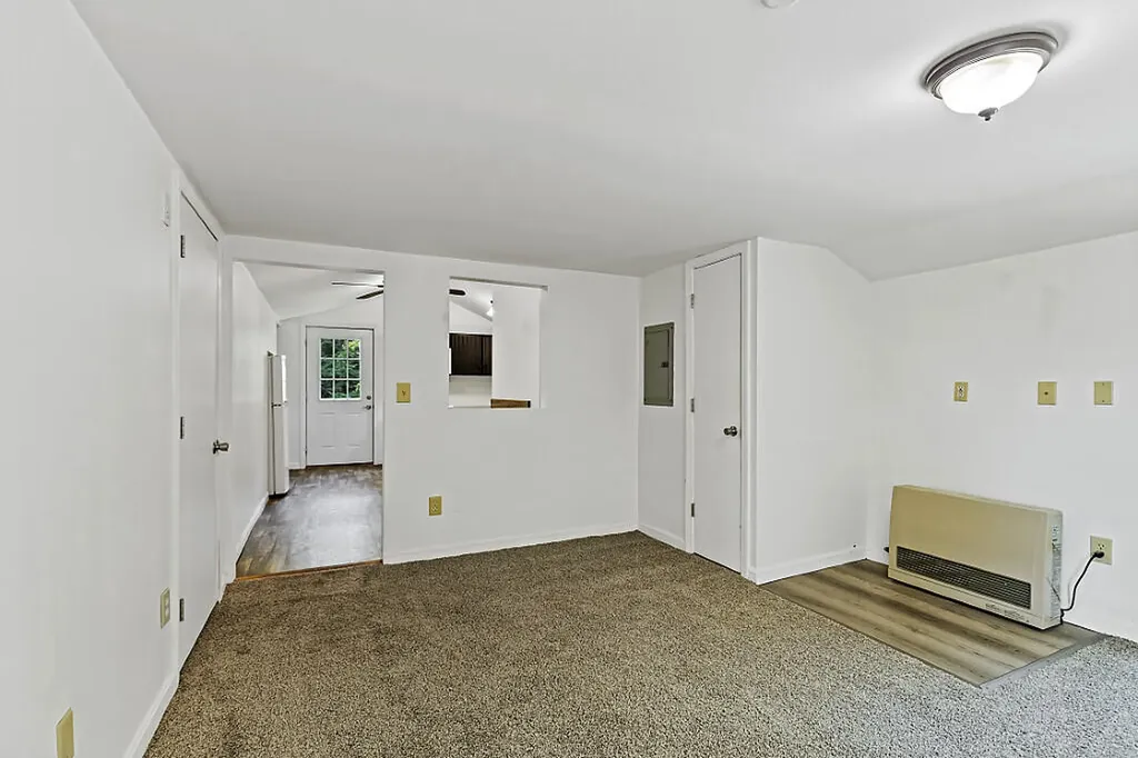 16 Northern Avenue Farmingdale ME 04344